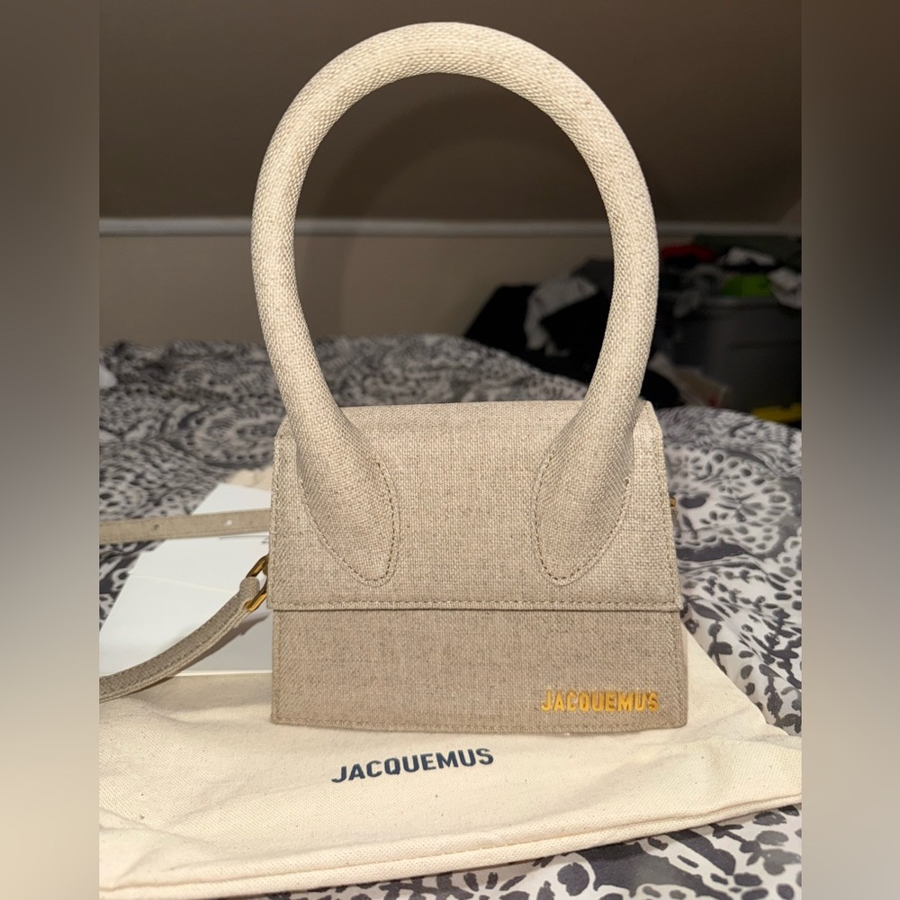 Jacquemus Le Chiquito Moyen